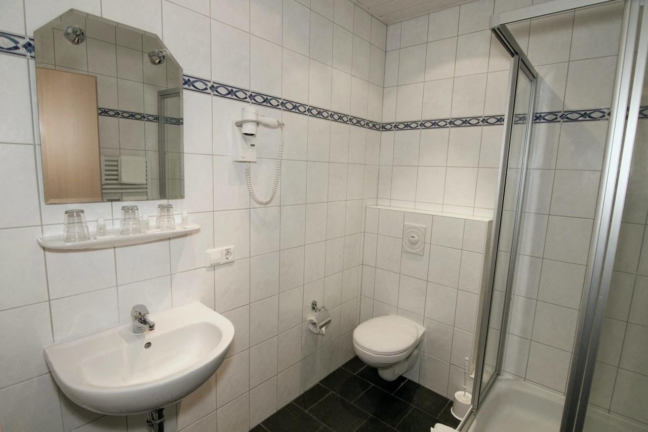 Hotel Avalon Landstuhl Luaran gambar