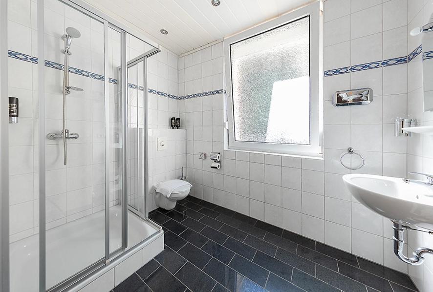 Hotel Avalon Landstuhl Luaran gambar